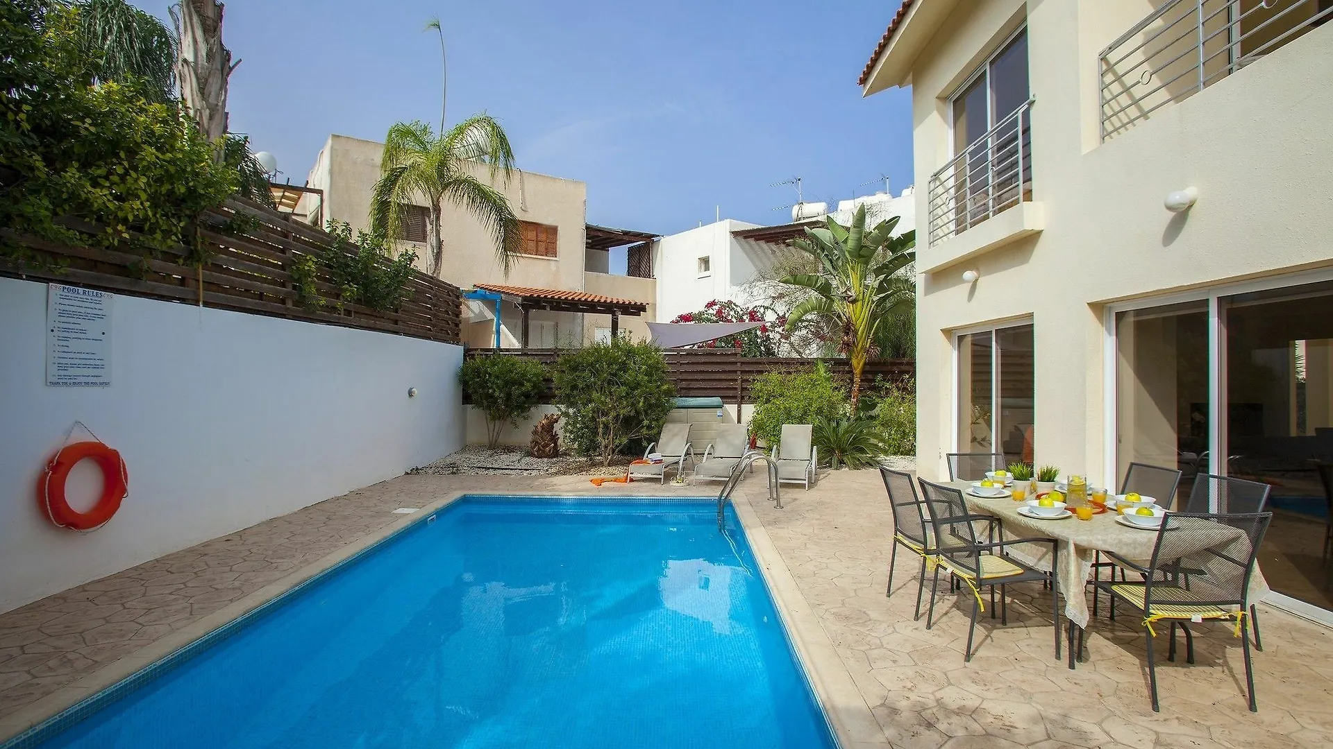 Artemis Delfini Villas Protaras