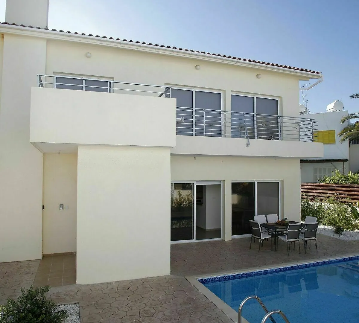 Artemis Delfini Villas Protaras