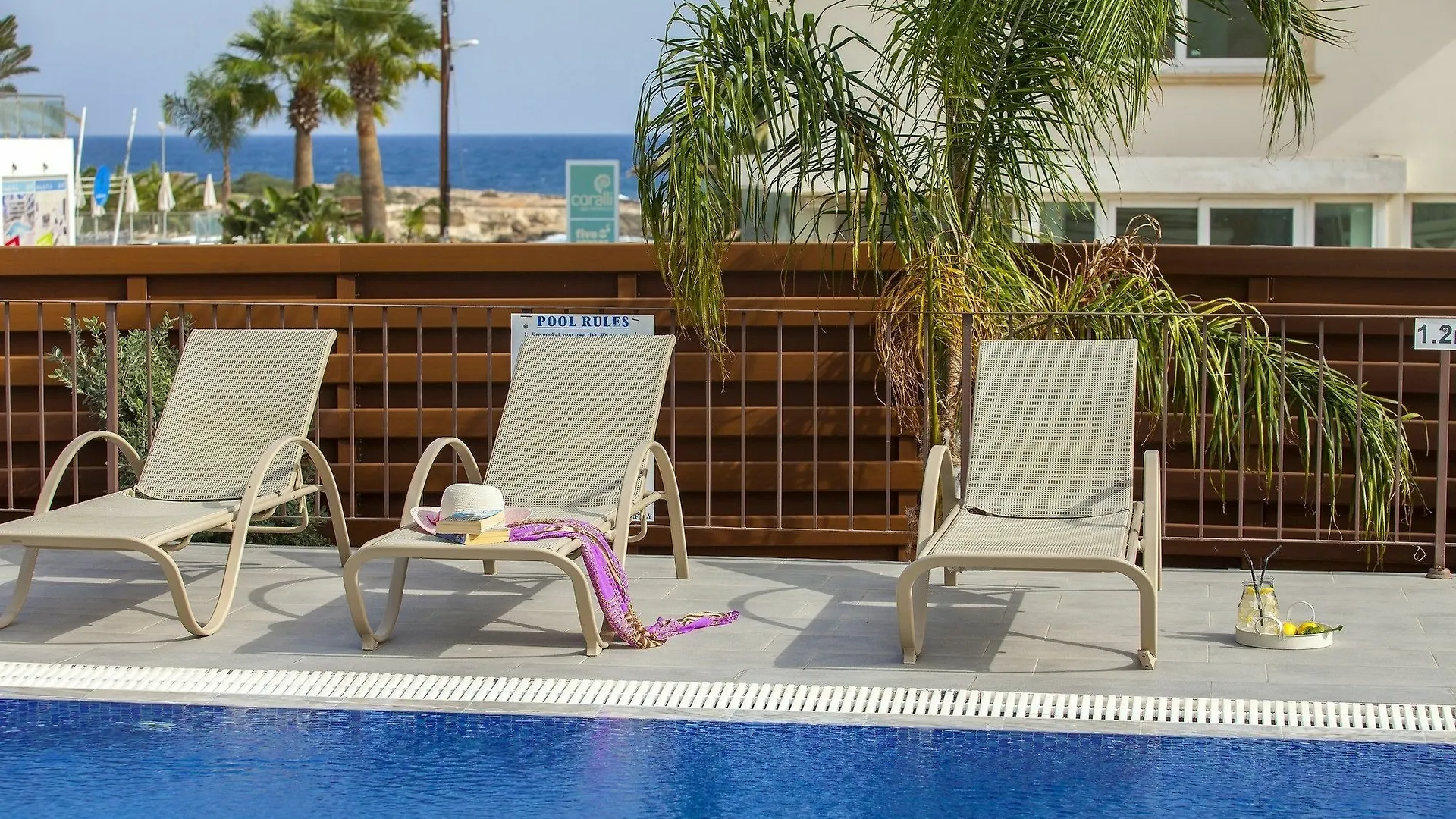 Artemis Delfini Villas Protaras